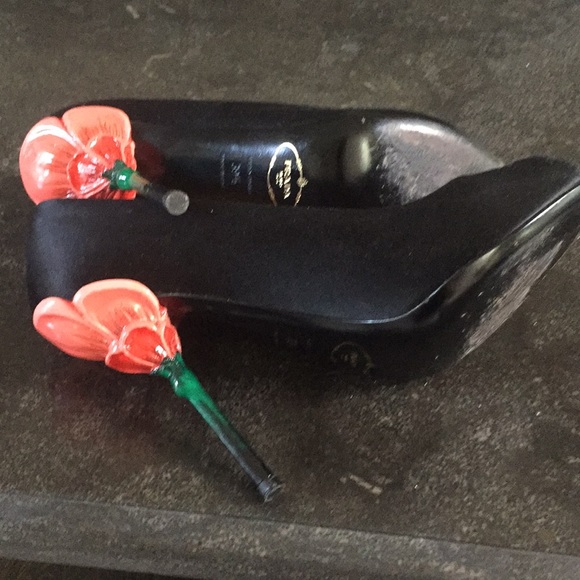 Prada Heels - Picture 4 of 4